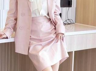 秀人网 - nancy小姿女神的私拍图包:你以为是性感,其实是俏皮翻车现场