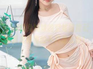 秀人网 - 你的兔妹妹的空姐冒险记，私拍写真里藏着的不只是云彩！