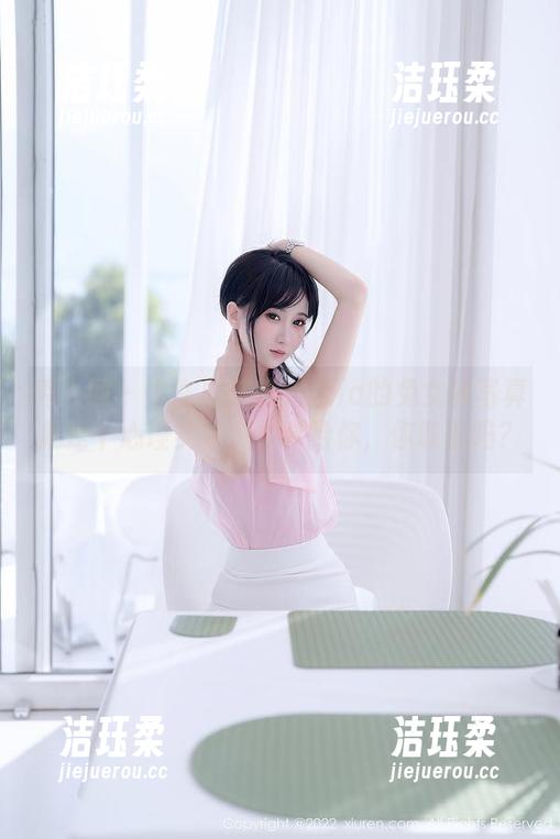 秀人网-周美美alicia 秀人网 - 也许周美美alicia的兔女郎写真集是个心理实验,分享给你,你敢看吗?