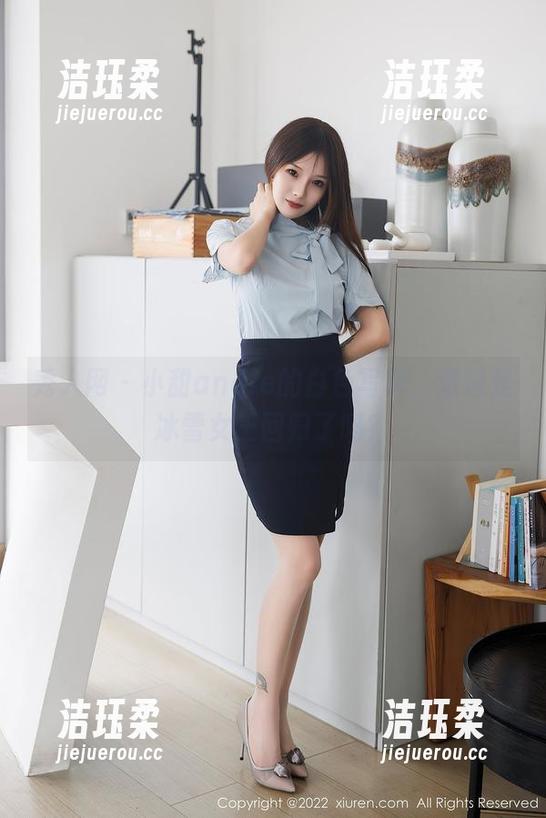 秀人网-小甜angle 秀人网 - 小甜angle的白色写真,难道是冰雪女王回归了吗?