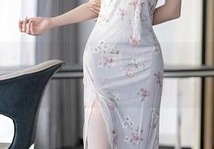 秀人网 - 短裙vs金BABY吖,哪一个更吸引眼球?来分享一下你的看法!