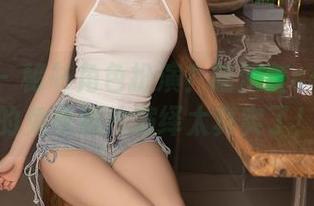 秀人网 - 秘书角色扮演？陆萱萱cecillia的免费照片演绎太真实了！