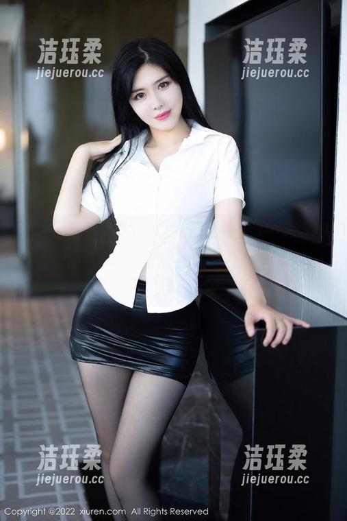 秀人网-雪瑞Lisa 秀人网 - 雪瑞Lisa女仆最新合集:家务活其实挺有意思,前提是你要有一颗逗趣的心。