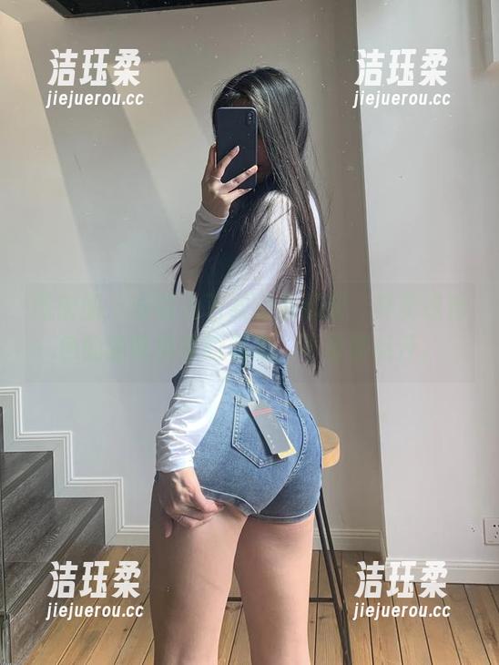 粉色的猪陈佩奇 微密圈 - 你以为下载的是御姐,其实是粉色的猪陈佩奇的假象,不信你点开。