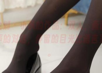 紧急企划 - 小枫的作品:双人,画面中有种无声的对话,停留的目光比语言更有趣。
