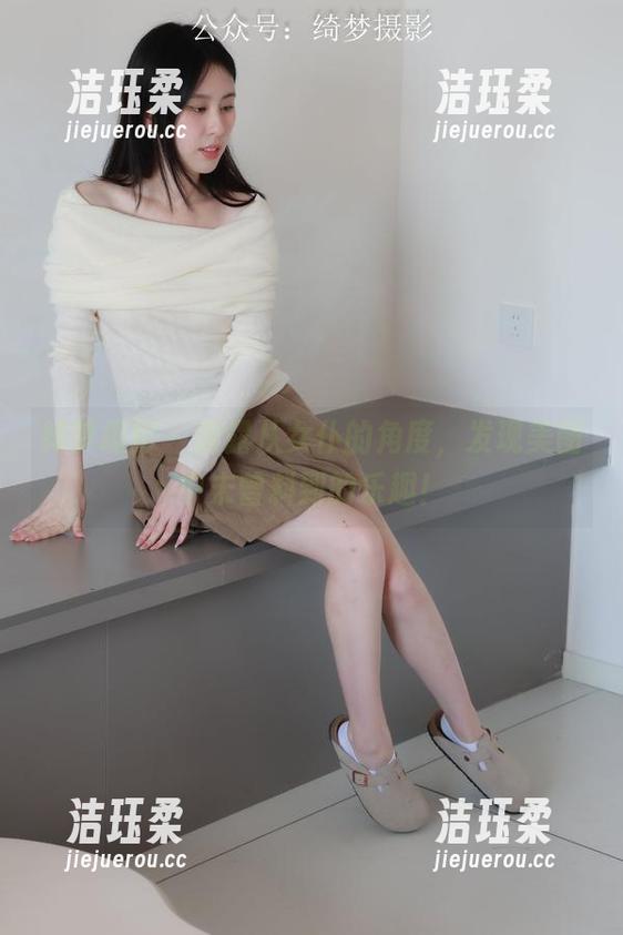 绮梦摄影-露露 绮梦摄影 - 露露从女仆的角度,发现美图中未曾料到的乐趣!