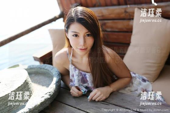 美媛馆-许诺sabrina 美媛馆 - 许诺sabrina校服任你选,全套组队下载,可能穿着它去上学,路上会被同学惊掉下巴!