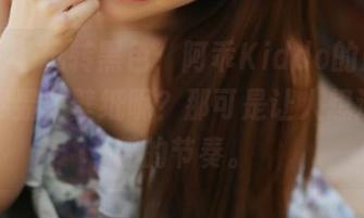 美媛馆 - 玩转黑色:阿乖Kiddo的原图,神韵尽显;壁纸呢?那可是让人想连夜画猫的节奏。
