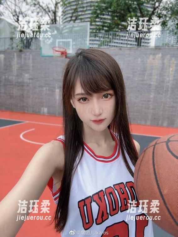 腐团儿Ikaros 甜心原图,腐团儿Ikaros的每个动作都在偷偷发光!