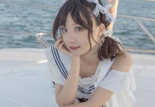 沉迷于花柒Hana的星雨咲夜女仆下载,看来我得认真追赶了!