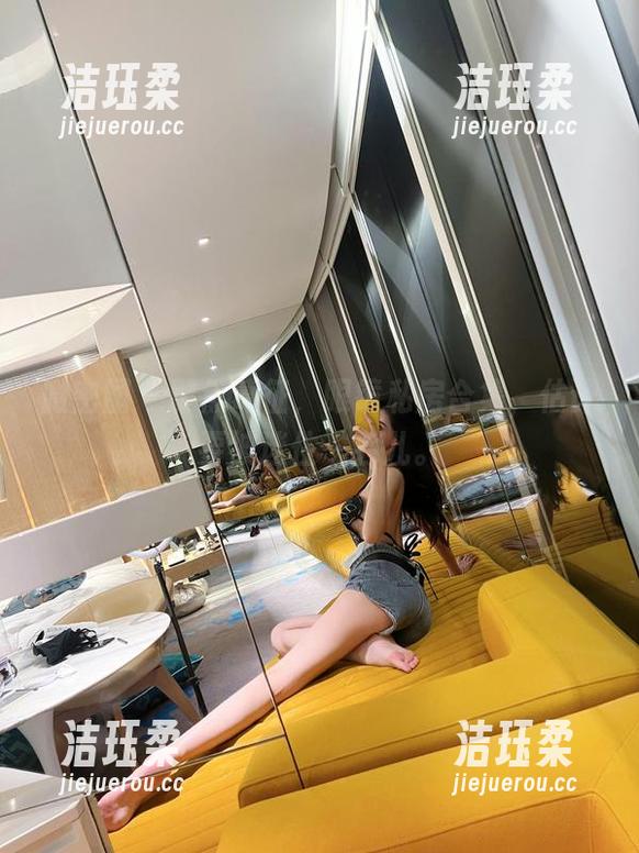 葛征 微密圈 - 聚焦葛征,眼镜私房合集,估计要被迷住一会儿。