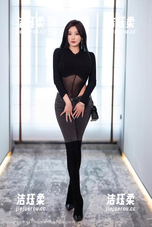 语画界-李丽莎 语画界 - 李丽莎、眼镜与一组不那么普通的写真图集,很值得一看。