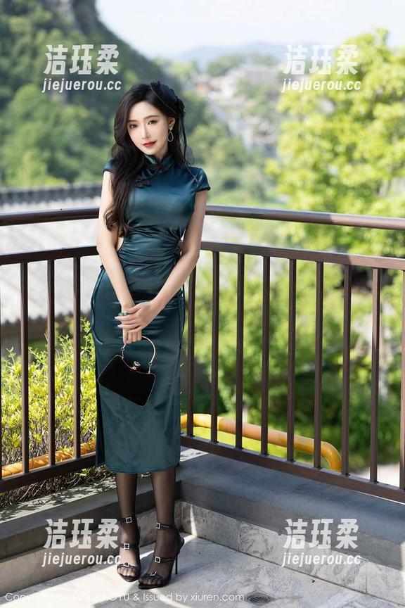 语画界-杨晨晨Yome 语画界 - 贵州的美让杨晨晨Yome忘了自己:图片里找不到她的那张自拍