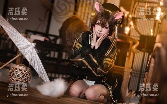 铁打萌萌_moi 你见过铁打萌萌_moi穿红裙吗?私拍出乎意料的好看!