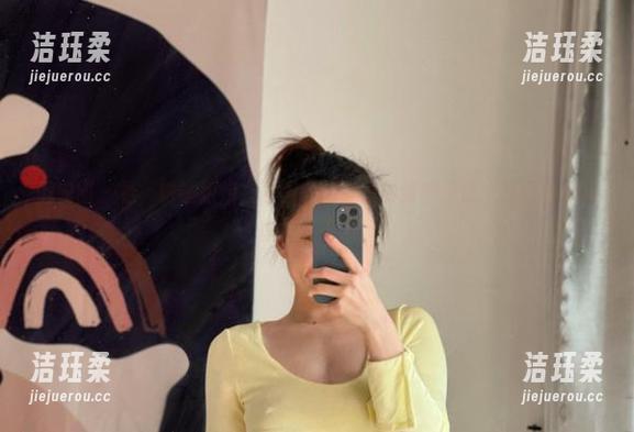 铁锤姐姐 微密圈 - 看,铁锤姐姐在原图中化身经典维密天使,黑色渔网实在是太绝了!