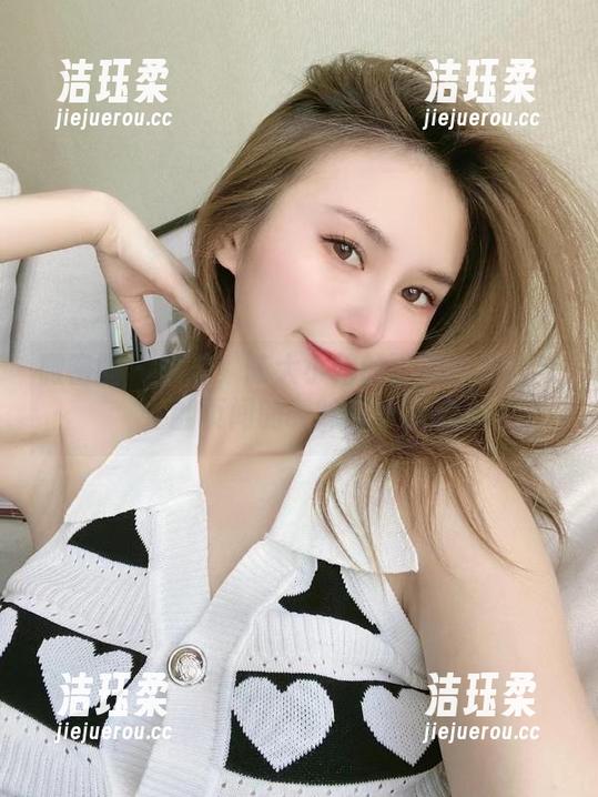 陈大小姐 微密圈 - 精选!陈大小姐的丁字内衣合集,翻页间的暧昧与小调皮