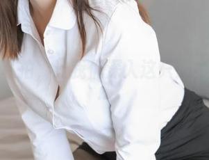 雯粥粥私拍,让我们深入这只奶牛的图包…
