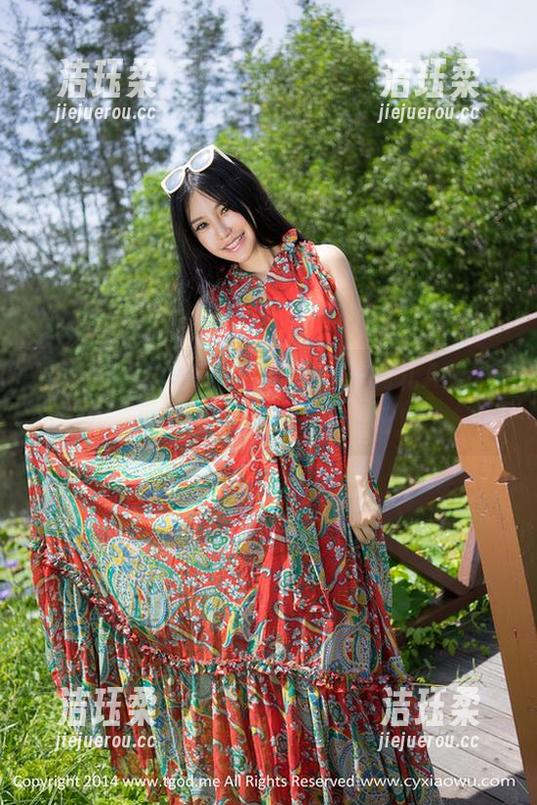 青豆客-子纯儿Annie 青豆客 - 学姐升华的作品,子纯儿Annie偷偷教会你如何放松眼睛!