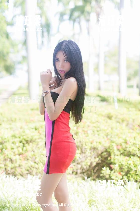 青豆客-绮里嘉ula 青豆客 - 这礼服里有故事吗?绮里嘉ula的原图让人想多了!