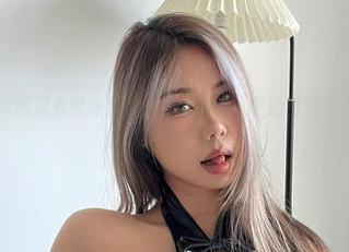 微密圈 - 欢迎观看黑饱宝的全集，她的天使造型太迷人了，简直像从梦里走出来。